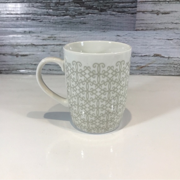 STARBUCKS 2015 Grey Geometric Lace Print Cup - Picture 2 of 4